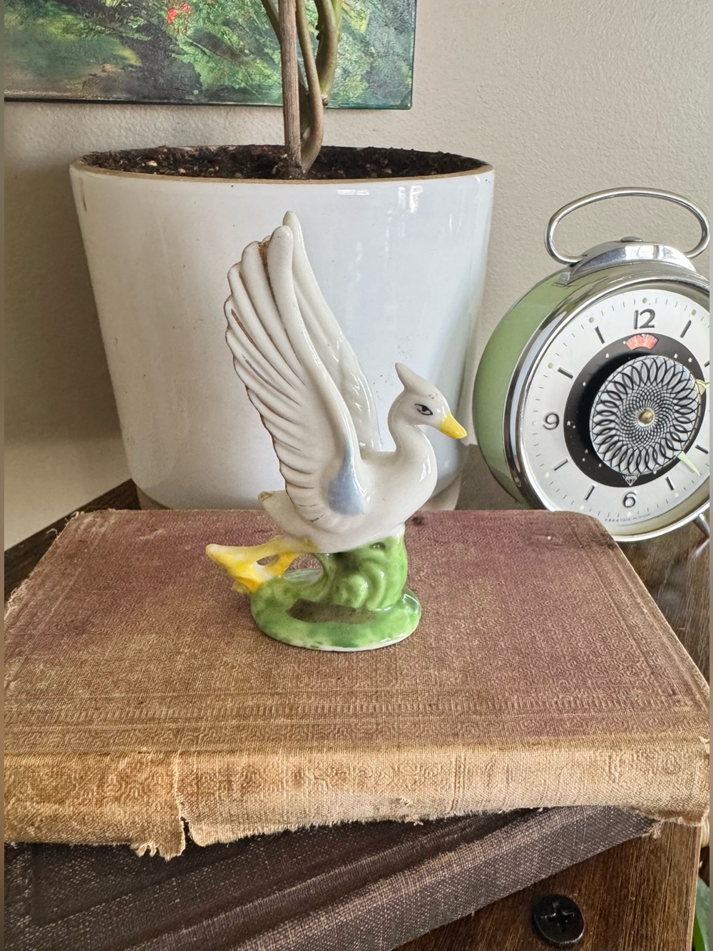 ✨Vintage 1940’s Porcelain Crane✨